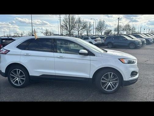 STAR WHITE 2022 Ford Edge TITANIUM