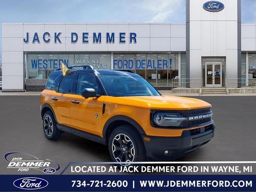 ORANGE FURY METALLIC TRI-CO 2026 Ford Bronco Sport OUTER BANKS