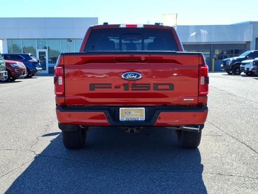 HOT PEPPER RED MET TINTD CC 2023 Ford F-150 XLT