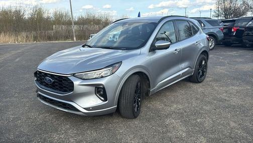 ICONIC SILVER METALLIC 2023 Ford Escape ST-LINE ELITE