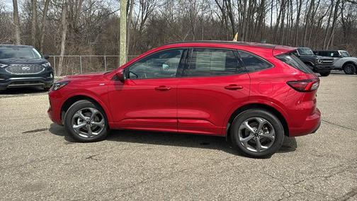 2024 Ford Escape ST-LINE SELECT