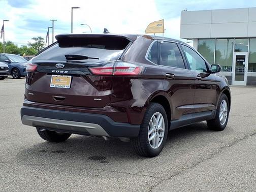 BURGUNDY VELVET MET TINT CC 2024 Ford Edge SEL