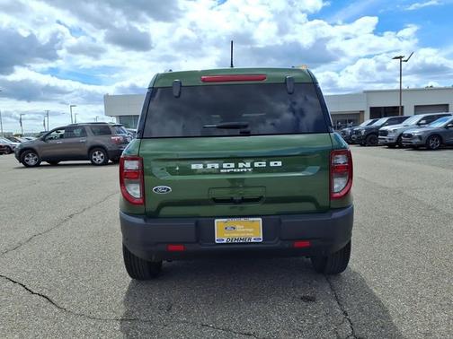 ERUPTION GREEN METALLIC 2024 Ford Bronco Sport BIG BEND