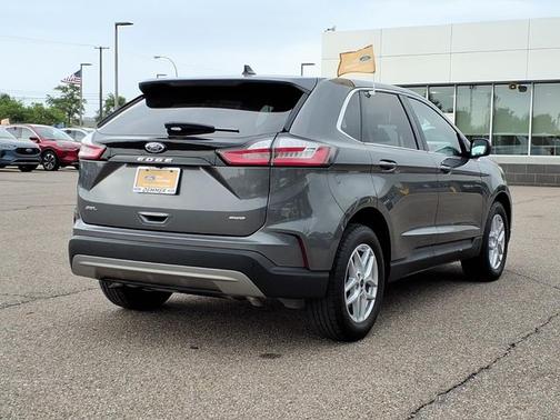 CARBONIZED GRAY 2023 Ford Edge SEL