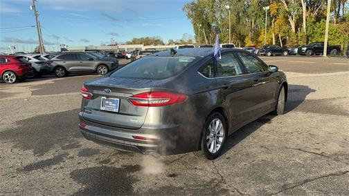 2020 Ford Fusion SE