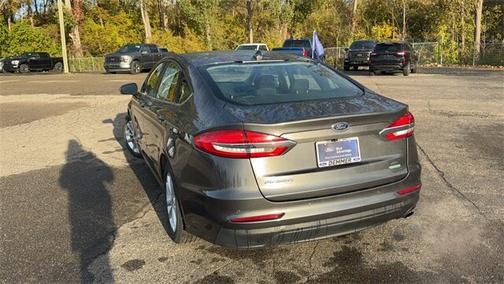2020 Ford Fusion SE