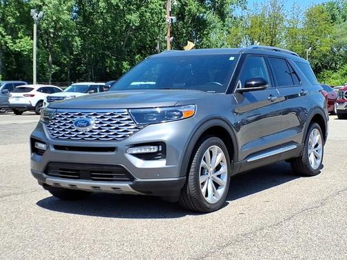 CARBONIZED GRAY METALLIC 2023 Ford Explorer PLATINUM
