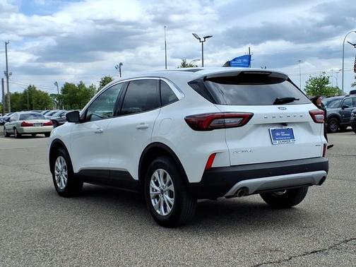 OXFORD WHITE 2023 Ford Escape ACTIVE