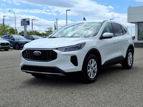 OXFORD WHITE 2023 Ford Escape ACTIVE