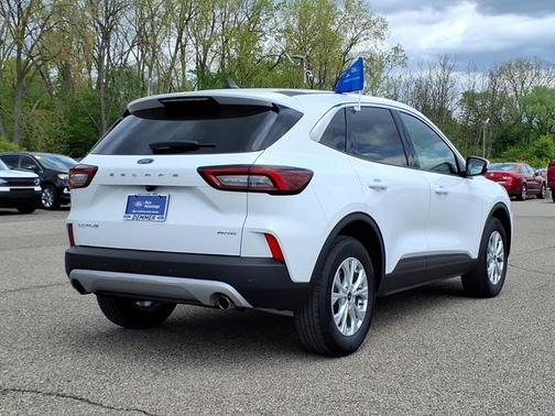 OXFORD WHITE 2023 Ford Escape ACTIVE