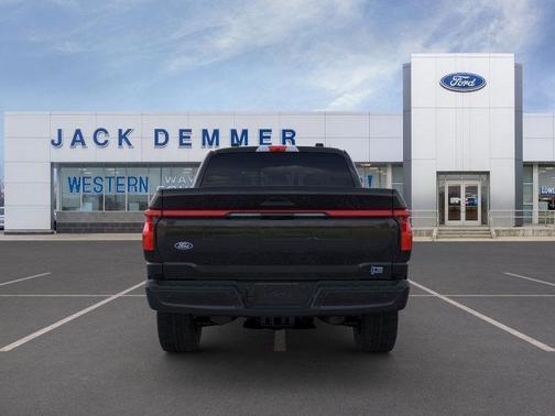 2025 Ford F-150 Lightning LARIAT