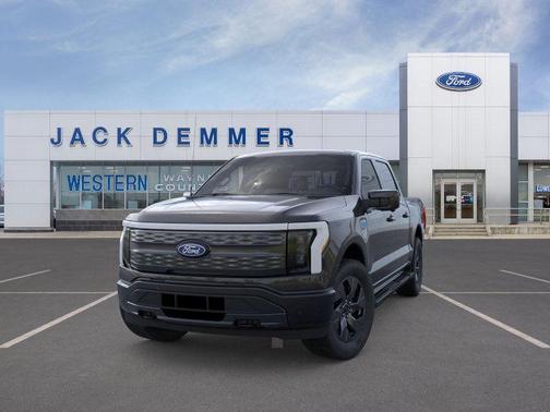 2025 Ford F-150 Lightning LARIAT