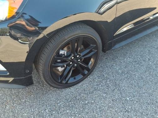 AGATE BLACK METALLIC 2024 Ford Edge ST