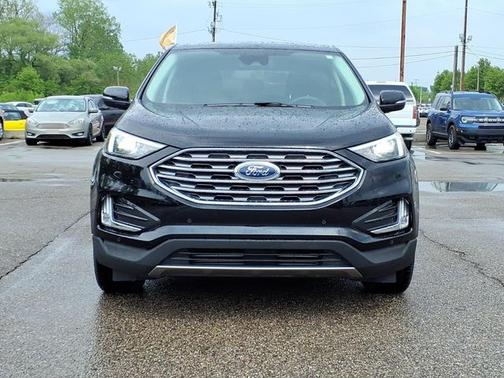 AGATE BLACK METALLIC 2024 Ford Edge TITANIUM