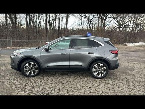 CARBONIZED GRAY METALLIC 2023 Ford Escape PLATINUM