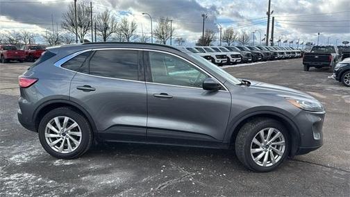 2022 Ford Escape Titanium