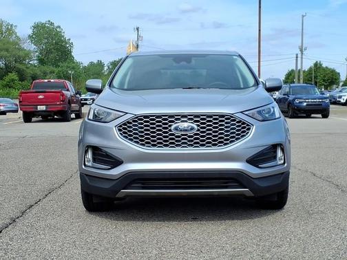 ICONIC SILVER 2023 Ford Edge SEL
