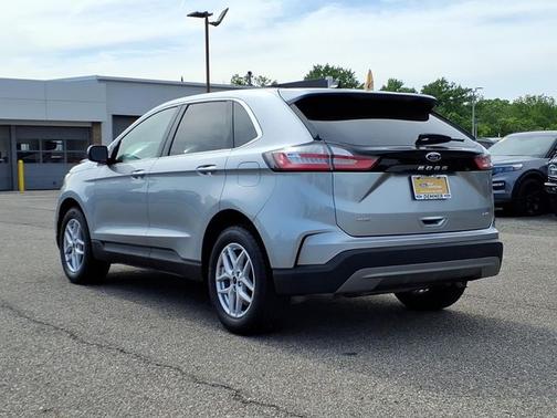 ICONIC SILVER 2023 Ford Edge SEL