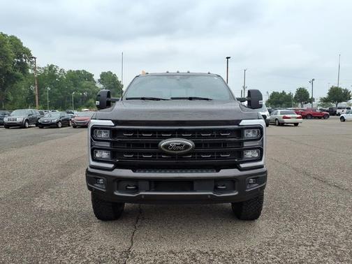 DARKENED BRONZE 2024 Ford F-250 LARIAT