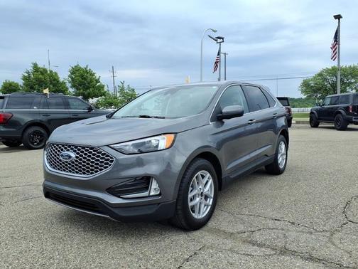 CARBONIZED GRAY 2023 Ford Edge SEL