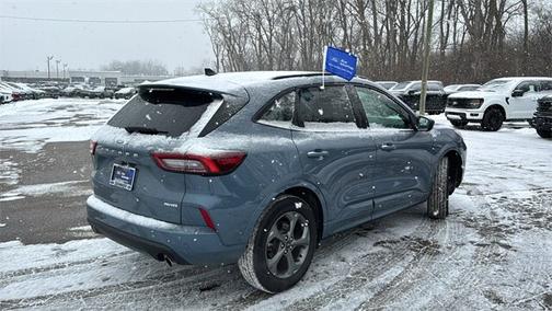 2023 Ford Escape ST-LINE