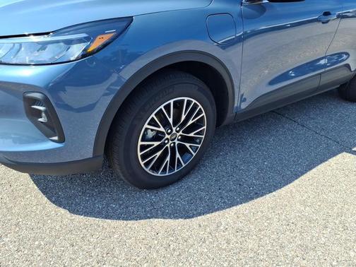 VAPOR BLUE METALLIC 2025 Ford Escape PHEV