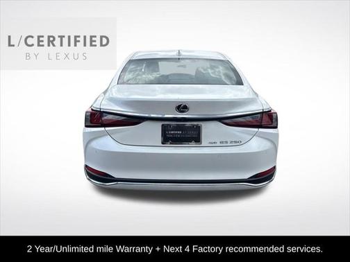 2024 Lexus ES 250 Base