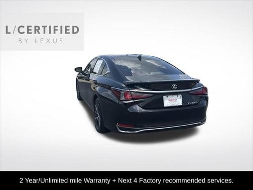 2025 Lexus ES 300h Base