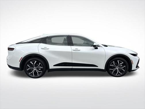 2023 Toyota Crown XLE