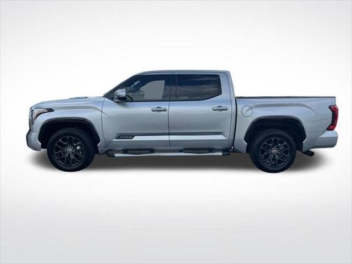 2023 Toyota Tundra Hybrid Platinum