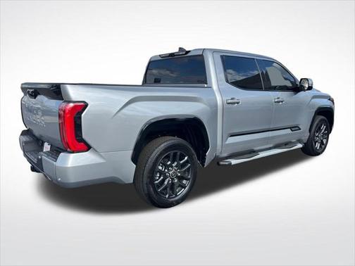 2023 Toyota Tundra Hybrid Platinum