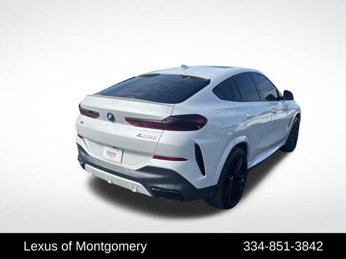 2022 BMW X6 M50i