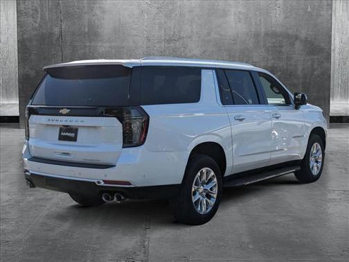 2025 Chevrolet Suburban Premier