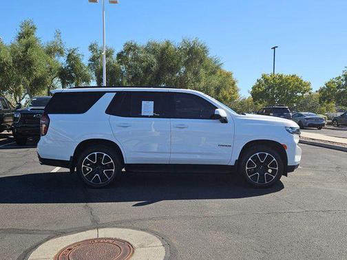 2022 Chevrolet Tahoe 2WD RST