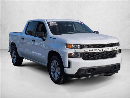 Summit White 2019 Chevrolet Silverado 1500 Custom