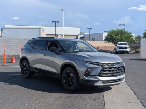 Sterling Gray Metallic 2025 Chevrolet Blazer 2LT