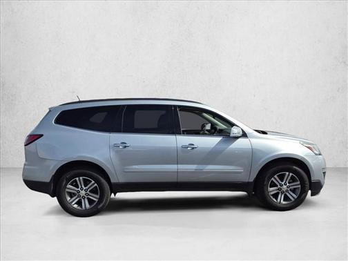 Silver Ice Metallic 2017 Chevrolet Traverse 1LT