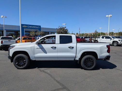 Summit White 2026 Chevrolet Colorado WT