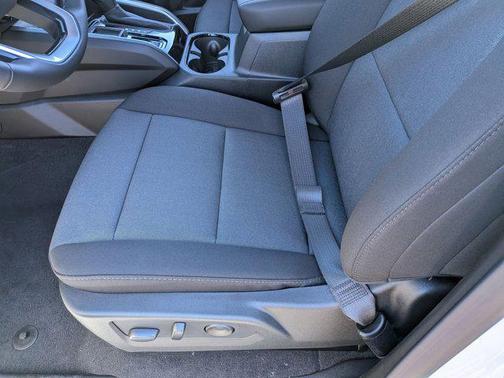 Summit White 2026 Chevrolet Colorado WT