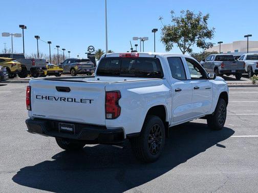 Summit White 2026 Chevrolet Colorado WT