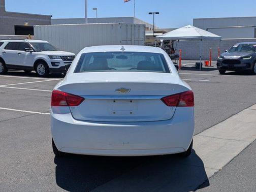 Summit White 2015 Chevrolet Impala 2LT