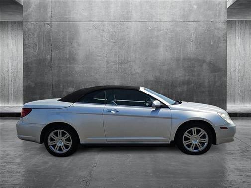 2008 Chrysler Sebring Base