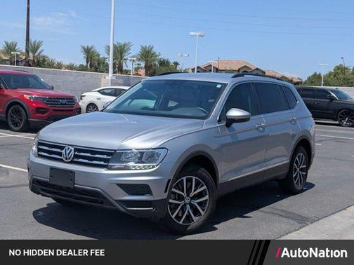 Pyrite Silver Metallic 2020 Volkswagen Tiguan 2.0T SE