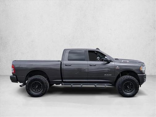 2022 RAM 2500 Big Horn Crew Cab 4x4 6'4' Box
