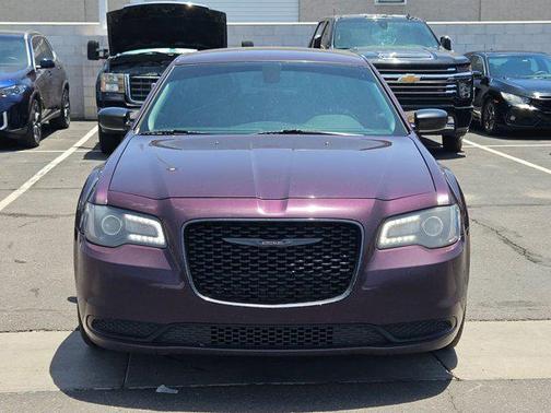 2021 Chrysler 300 Touring