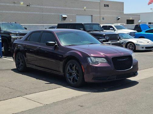 2021 Chrysler 300 Touring