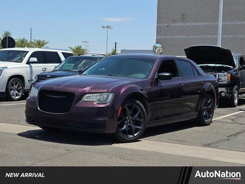 2021 Chrysler 300 Touring