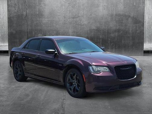 2021 Chrysler 300 Touring