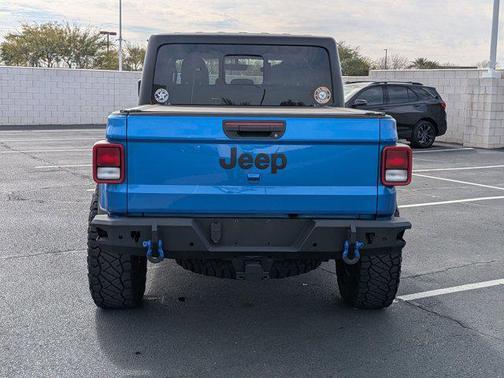 2022 Jeep Gladiator Sport S