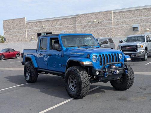 2022 Jeep Gladiator Sport S